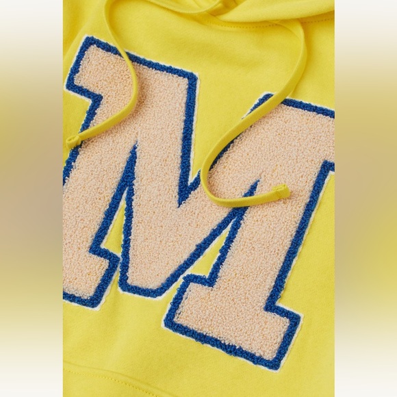 H&M Sweatshirt hoodie with motif size Small - Picture 2 of 6